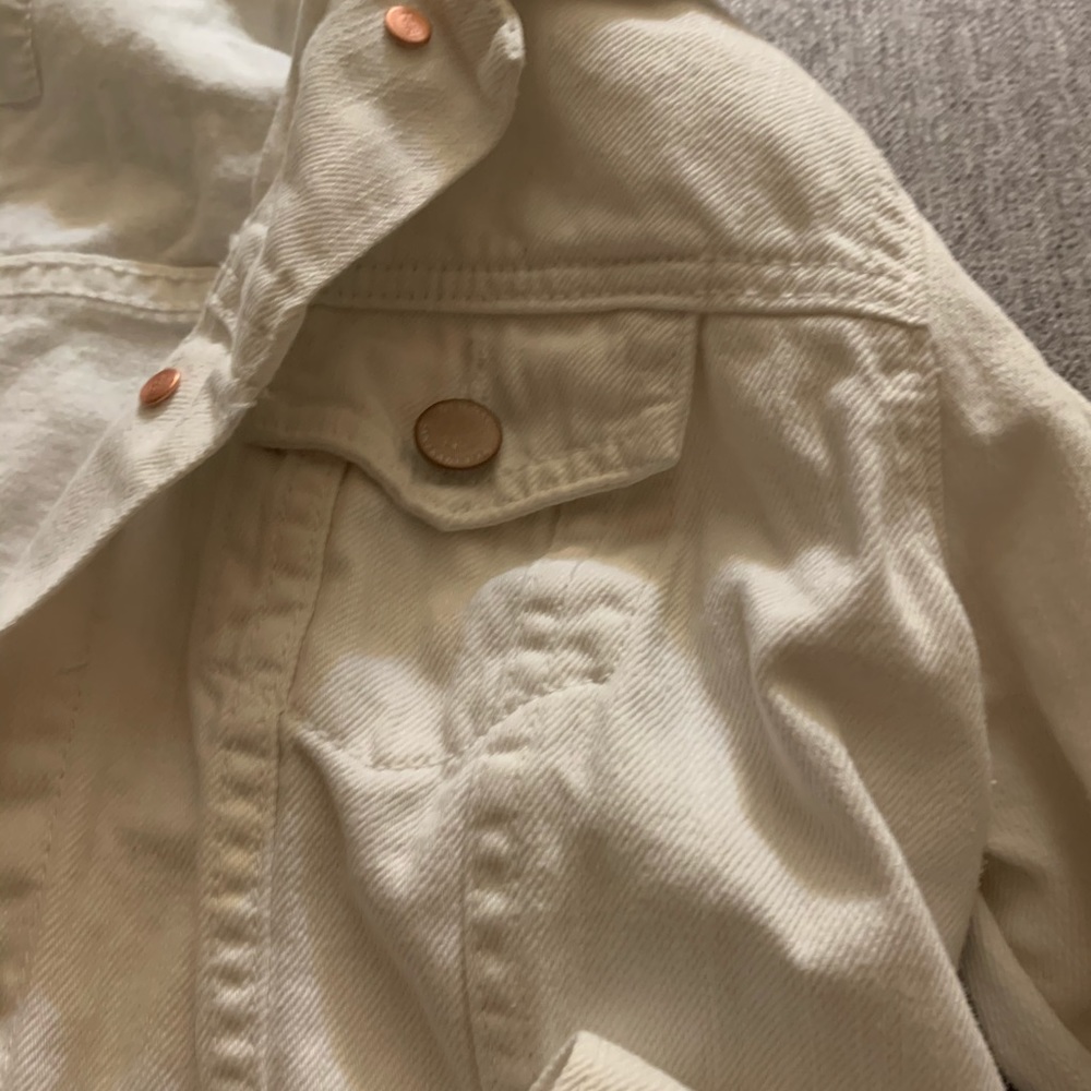 Jacket - Picture 3 of 4
